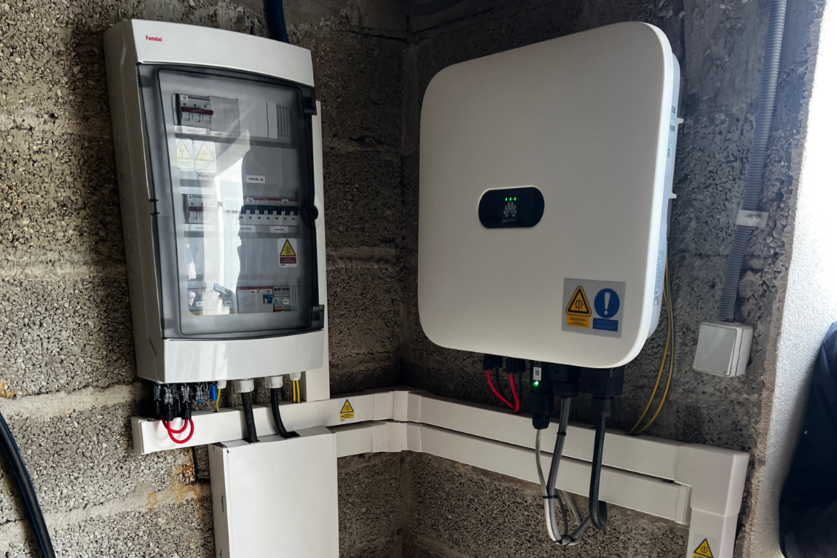 installation-panneaux-photovoltaiques-maison-dijon
